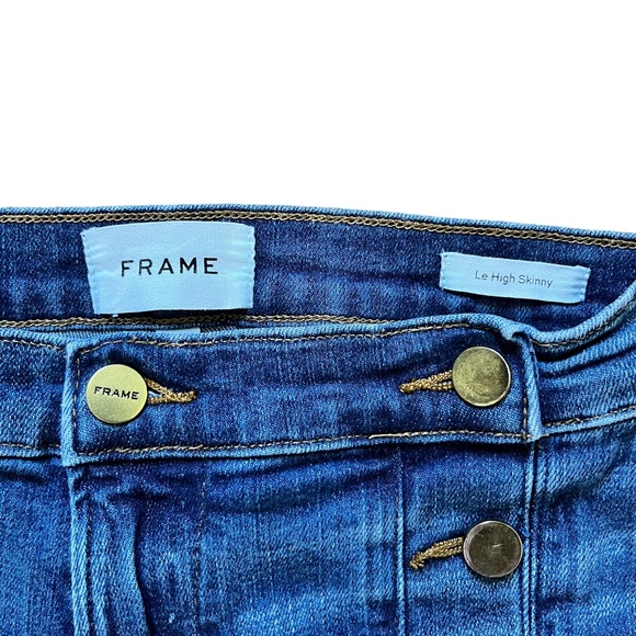 Frame Denim Le High Skinny Button Trim Jeans in Lupin Wash, Size 26 - Picture 4 of 11